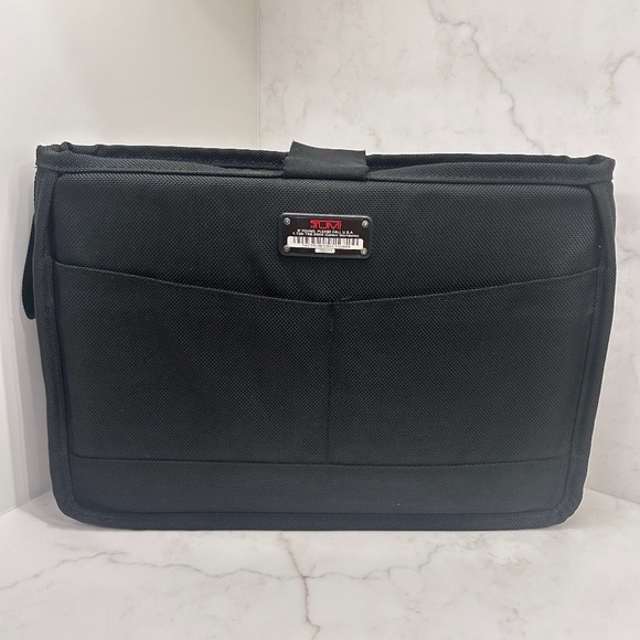 TUMI 280SD3 FTX Ballistic Nylon Large Laptop Cover 14" - Padded - Black - Picture 1 of 6